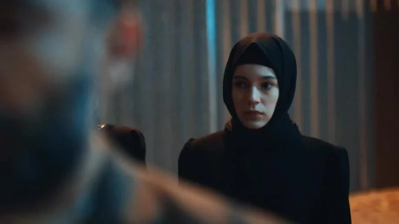 Кадры из сериала Красные бутоны 2 серия 1 сезон (2023)