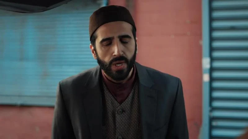 Кадры из сериала Красные бутоны 3 серия 1 сезон (2023)