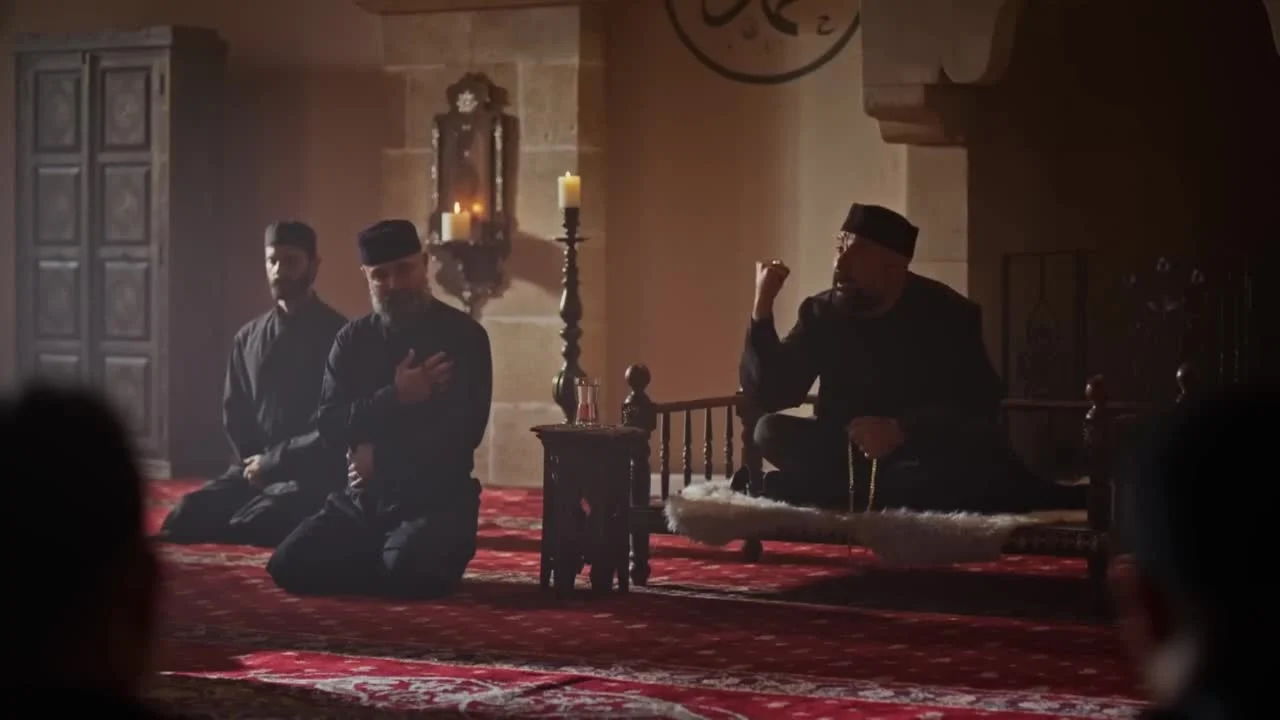 Кадры из сериала Красные бутоны 1 серия 2 сезон (2023)