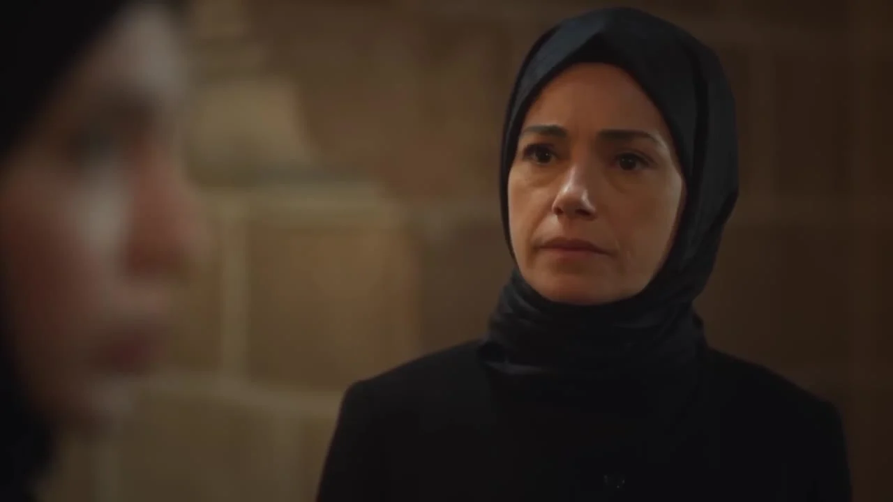Кадры из сериала Красные бутоны 10 серия 2 сезон (2023)